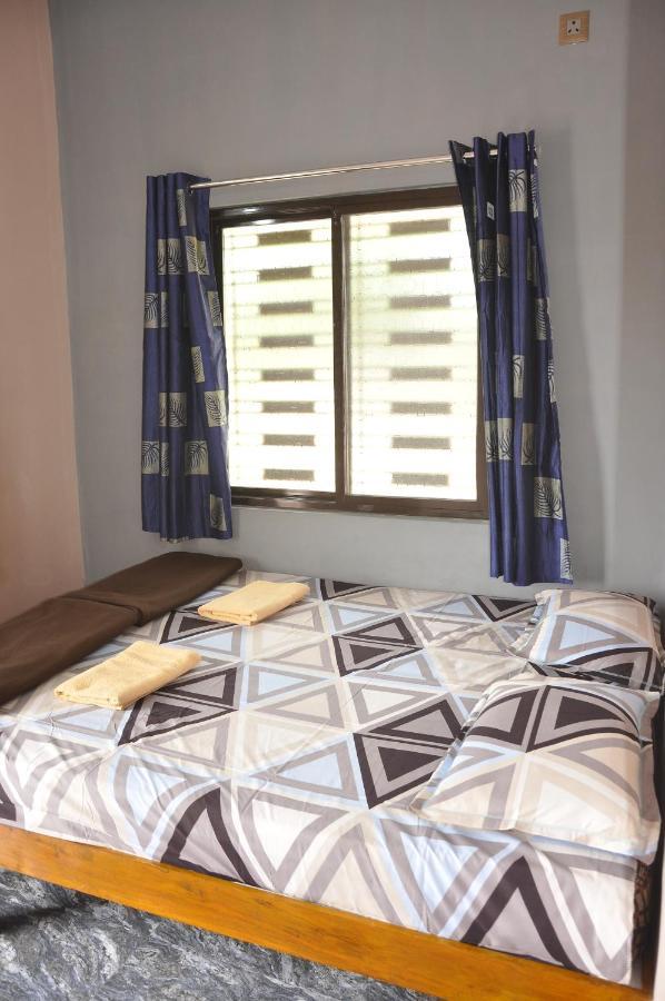 Classic Homestay Hampi Room photo