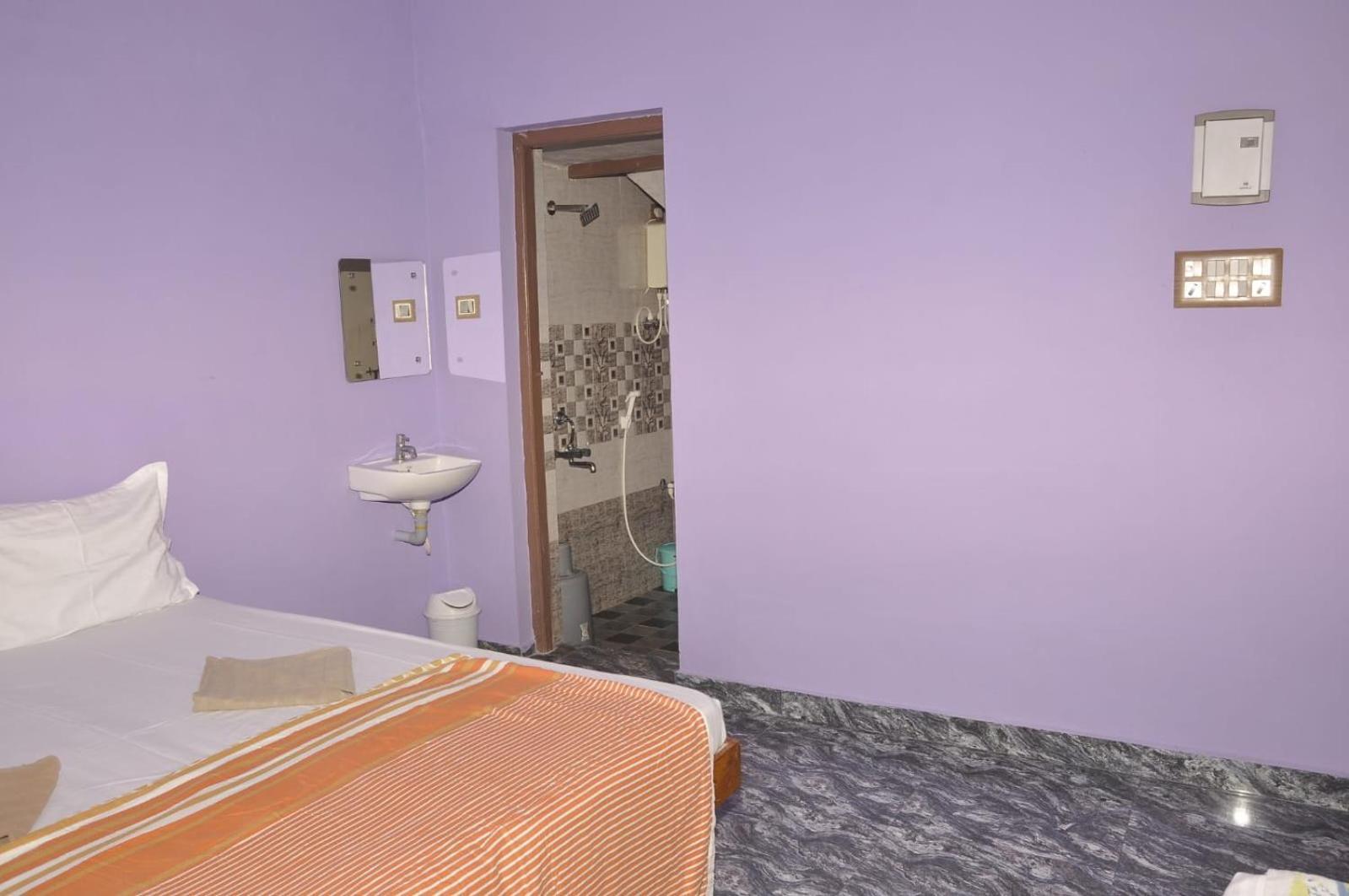 Classic Homestay Hampi Exterior photo